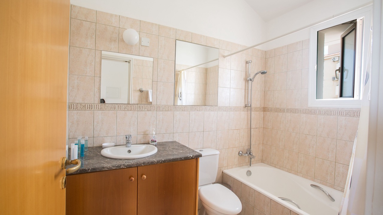 Photo of Bathroom in Pernera