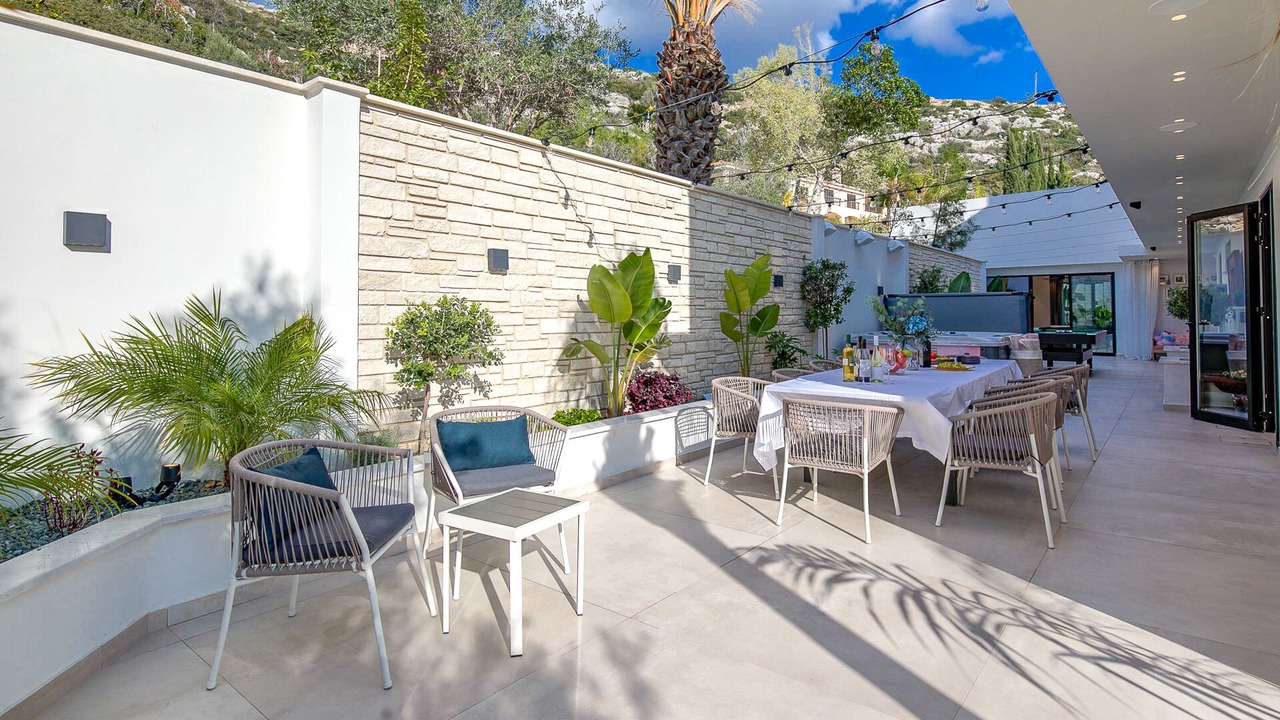 Photo of Outdoor in Peyia Town