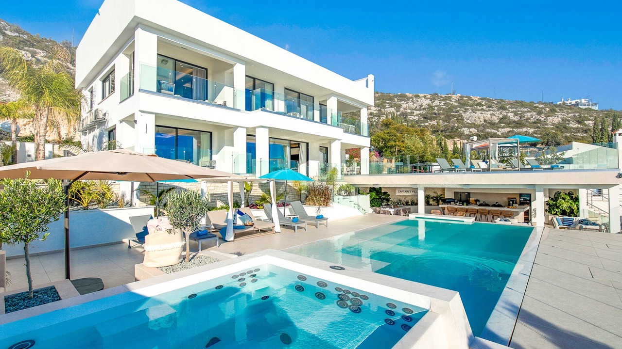 Photo of Outdoor in Peyia Town