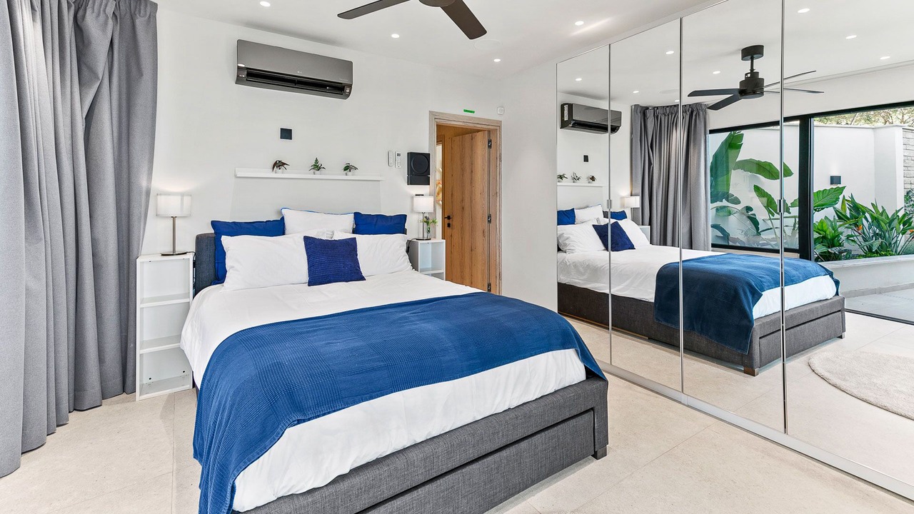 Photo of Bedroom in Peyia Town