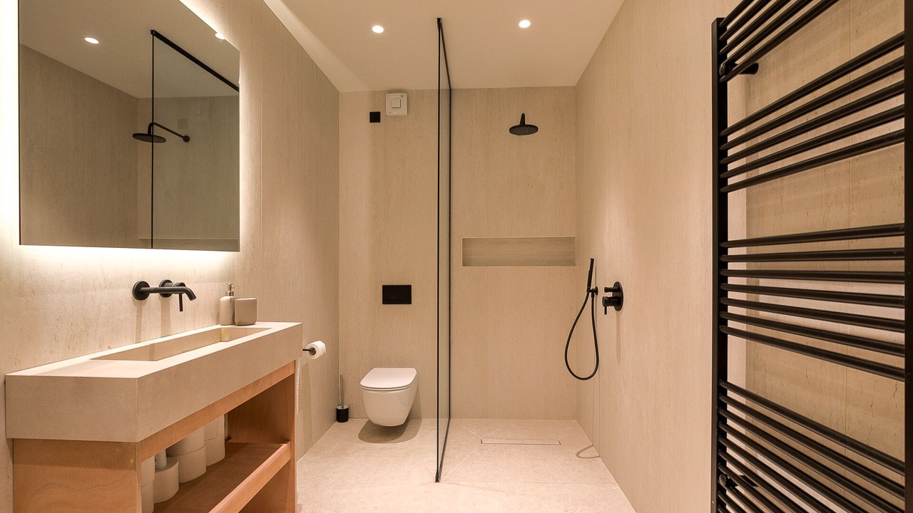 Photo of Bedroom in Peyia Town