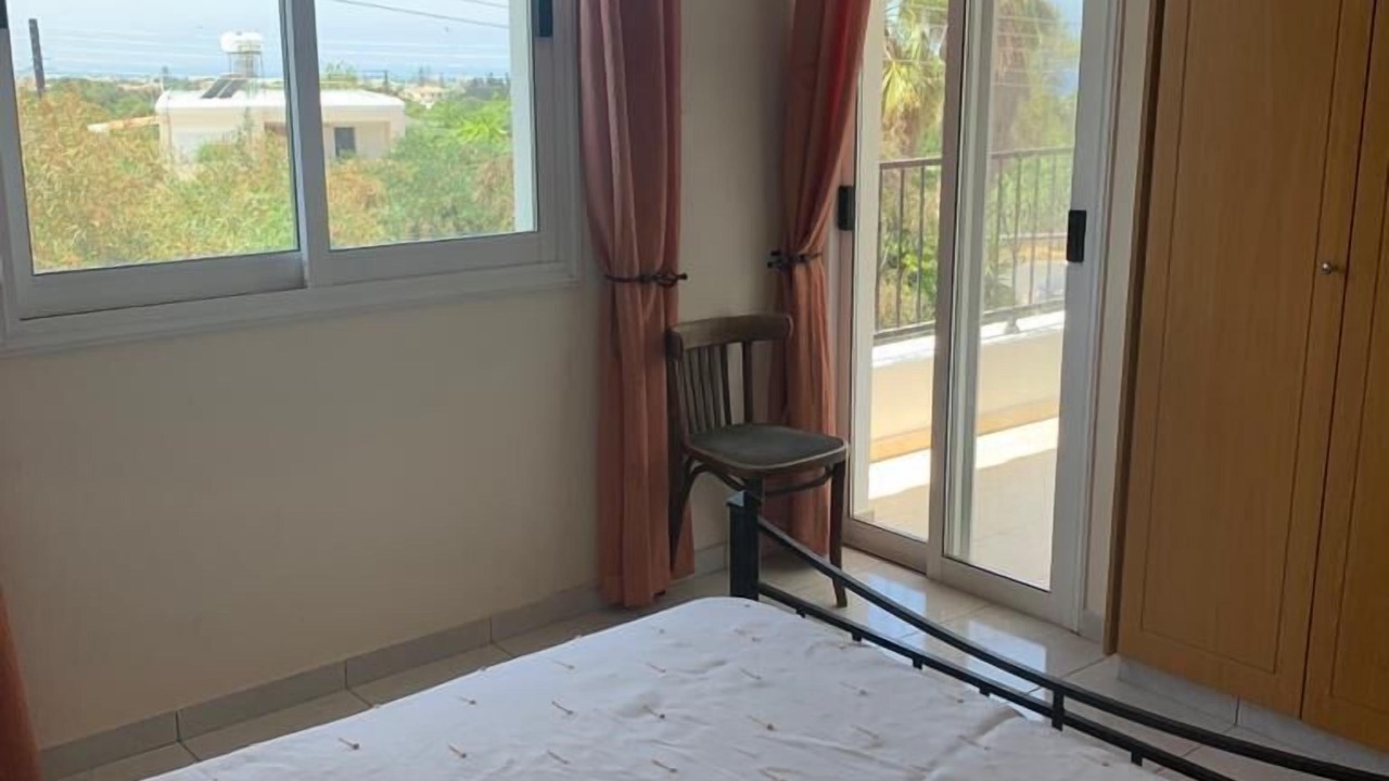 Photo of Bedroom in Emba
