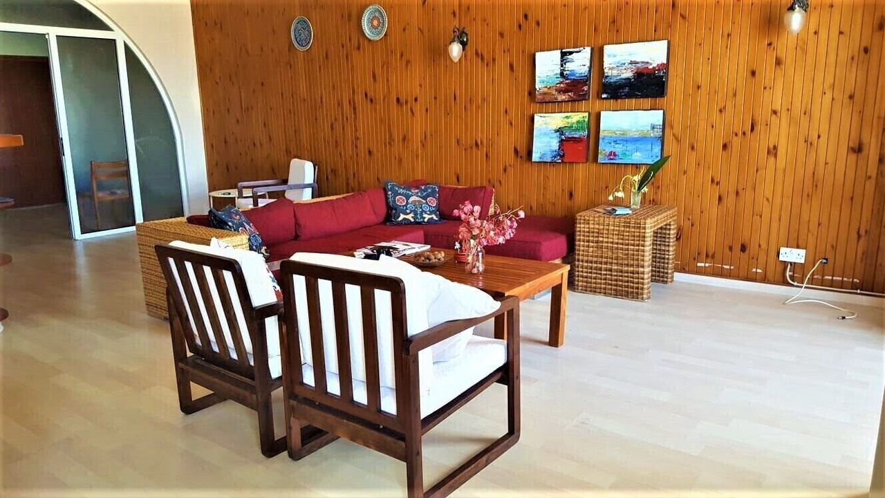Photo of Livingroom in Kyrenia