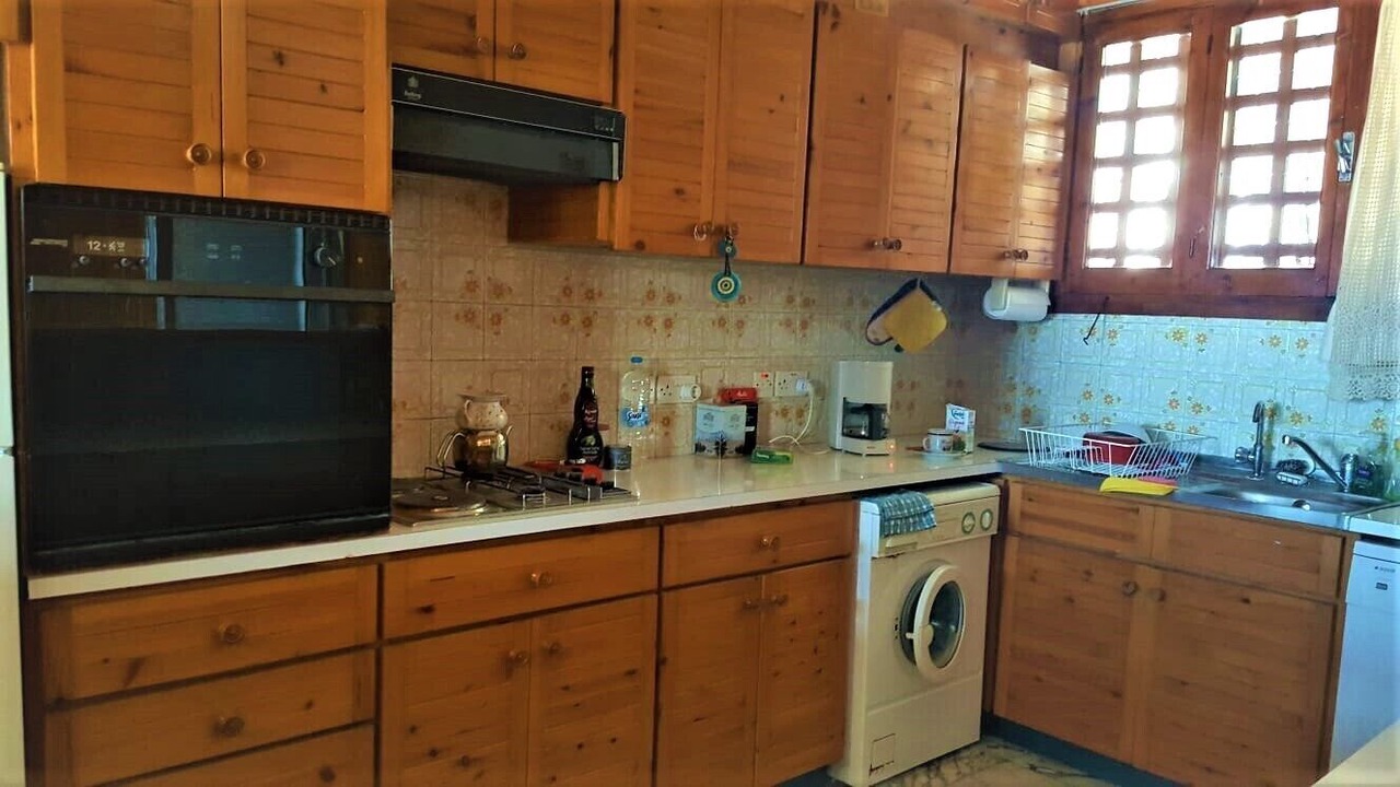 Photo of Kitchen in Kyrenia