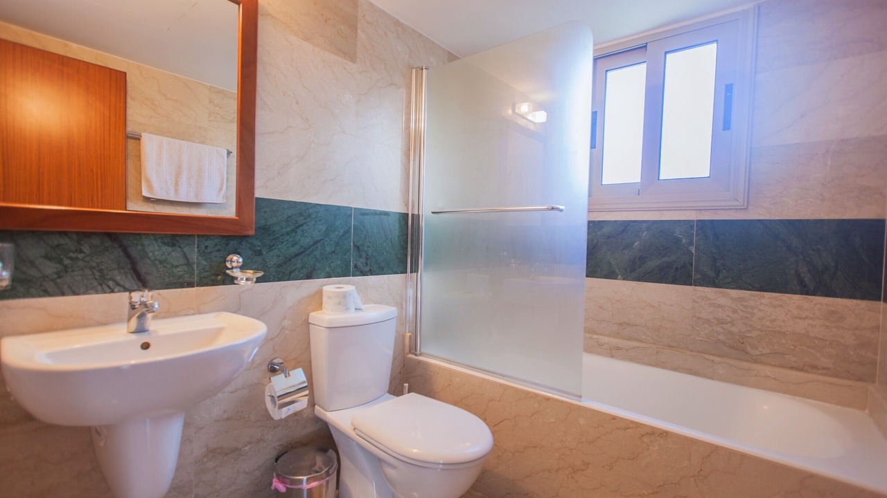 Photo of Bathroom in Polis