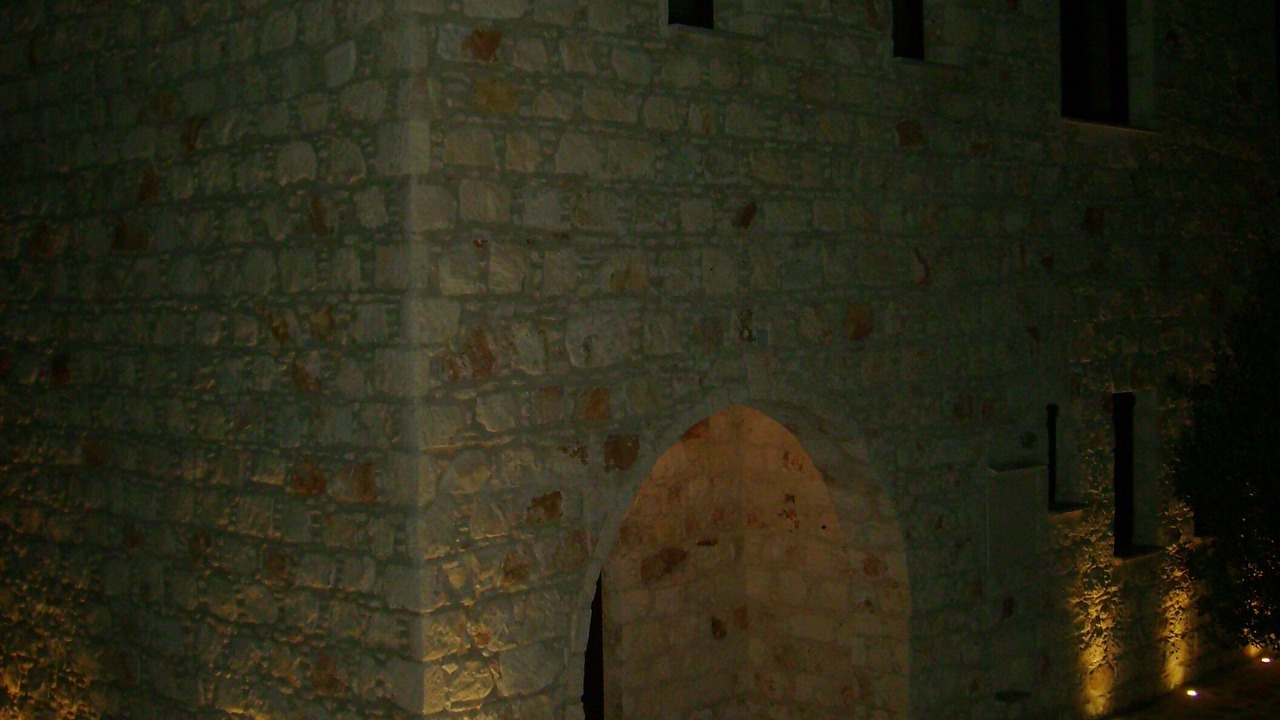 Photo of Outdoor in Theletra