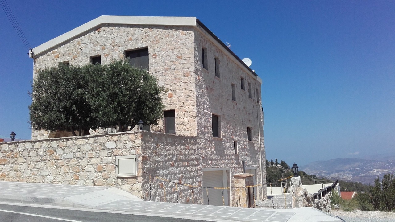 Photo of Outdoor in Theletra