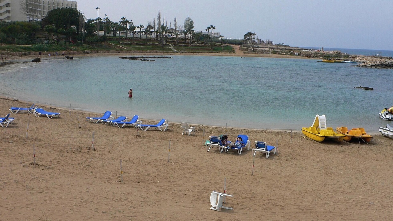 Photo of Others in Pernera