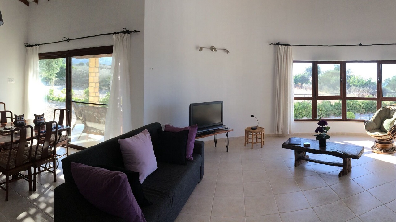 Photo of Livingroom in Kyrenia District