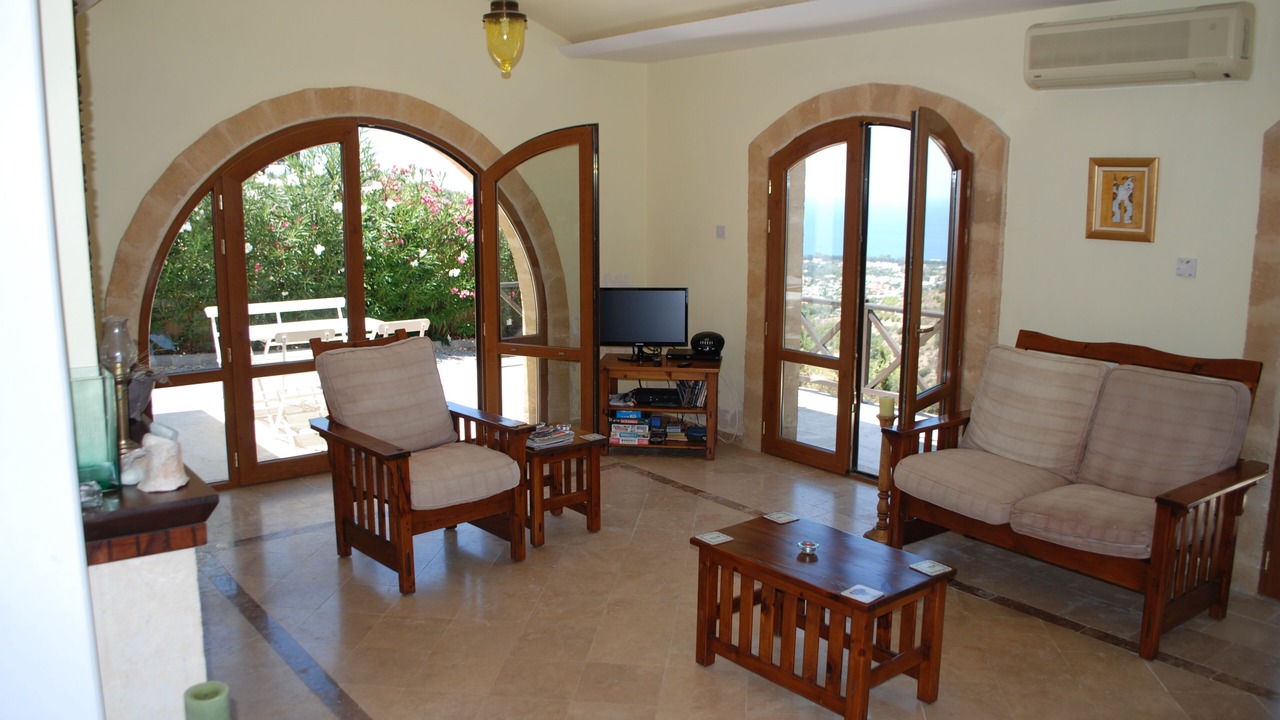 Photo of Livingroom in Karavas