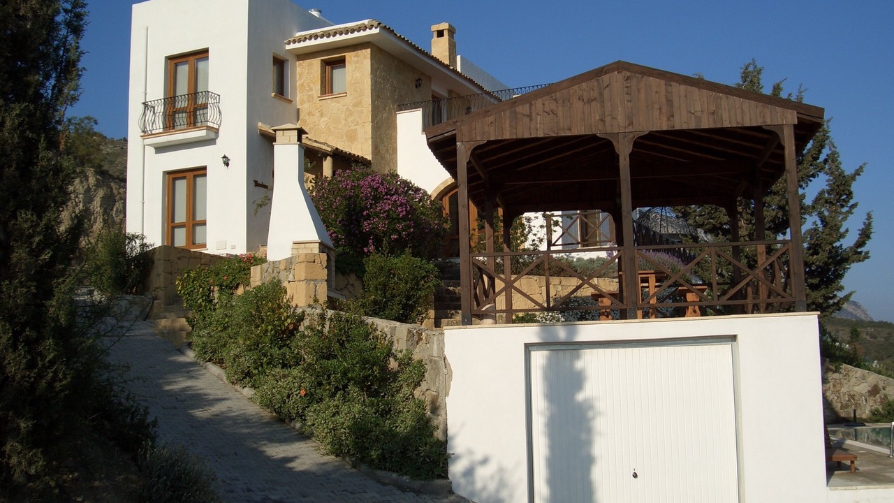 Photo of Outdoor in Karavas