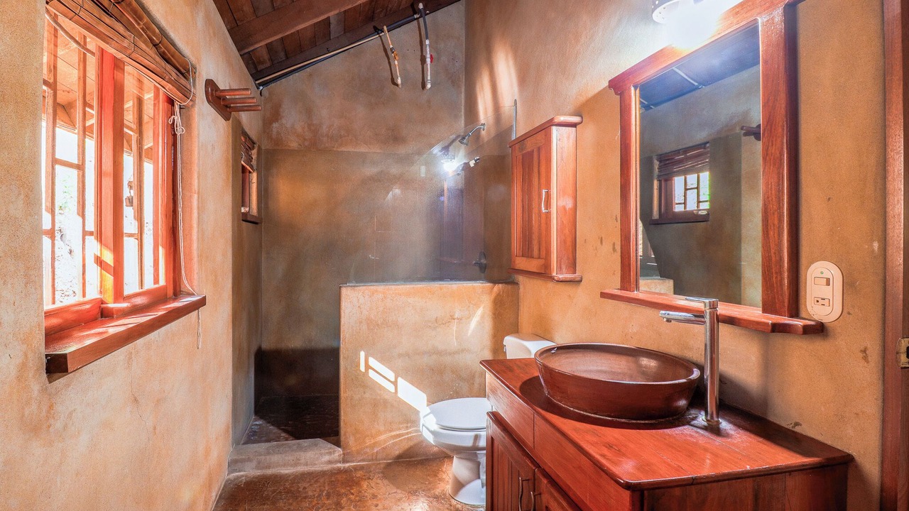 Photo of Bathroom in Paradise Bay