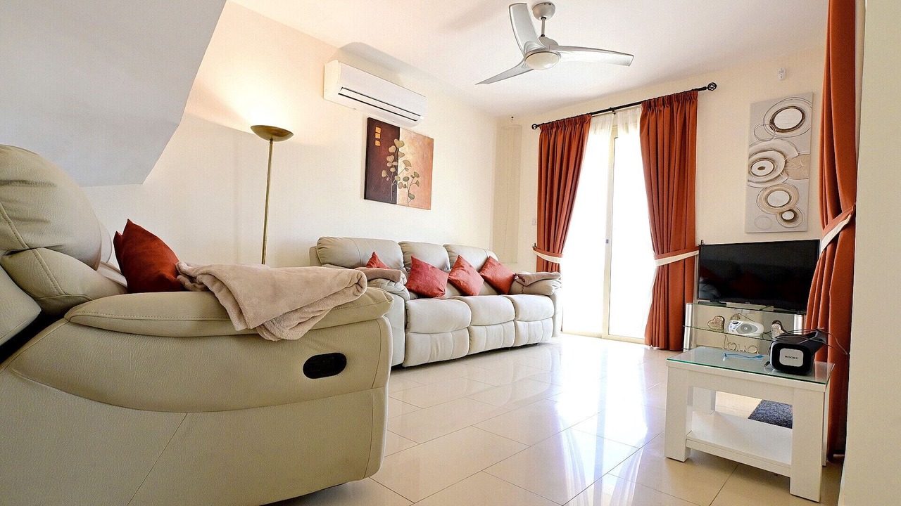 Photo of Livingroom in Pegeia