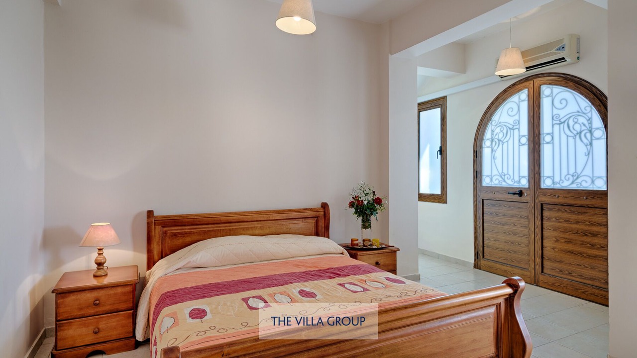 Photo of Bedroom in Miliou