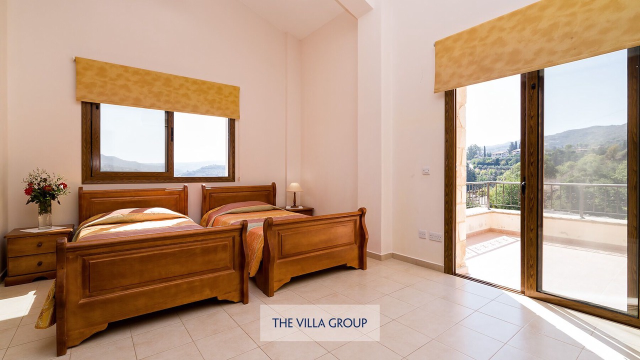 Photo of Bedroom in Miliou