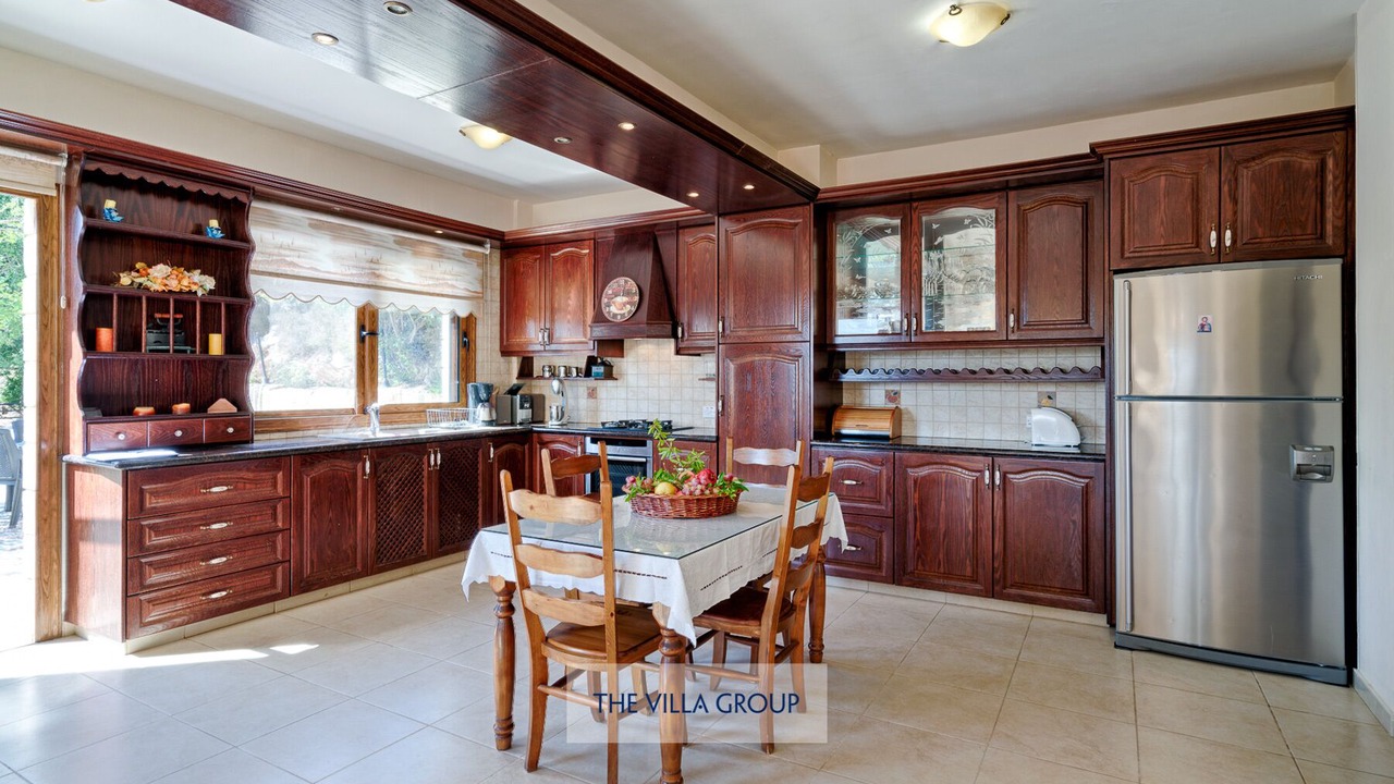 Photo of Kitchen in Miliou