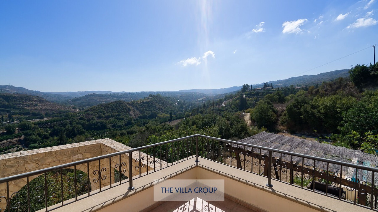 Photo of Outdoor in Miliou