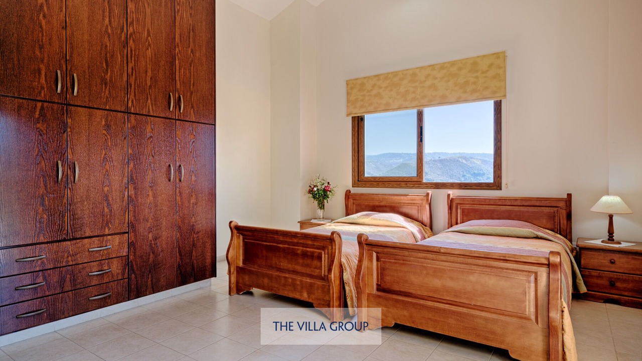Photo of Bedroom in Miliou