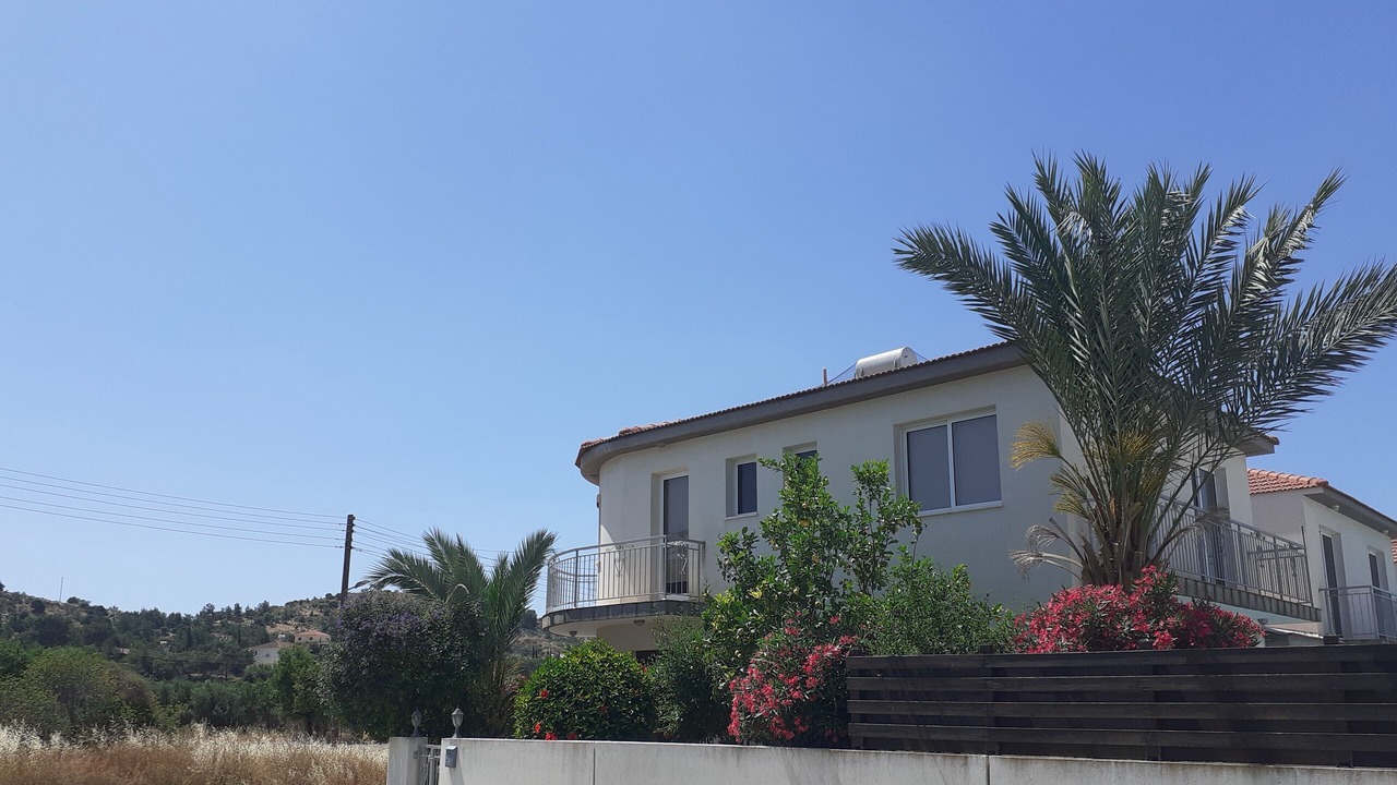 Photo of Outdoor in Alethriko