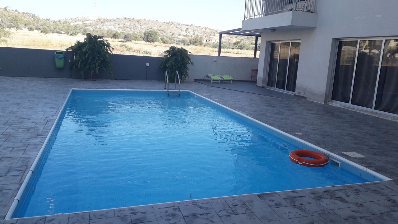 Photo of Outdoor in Alethriko