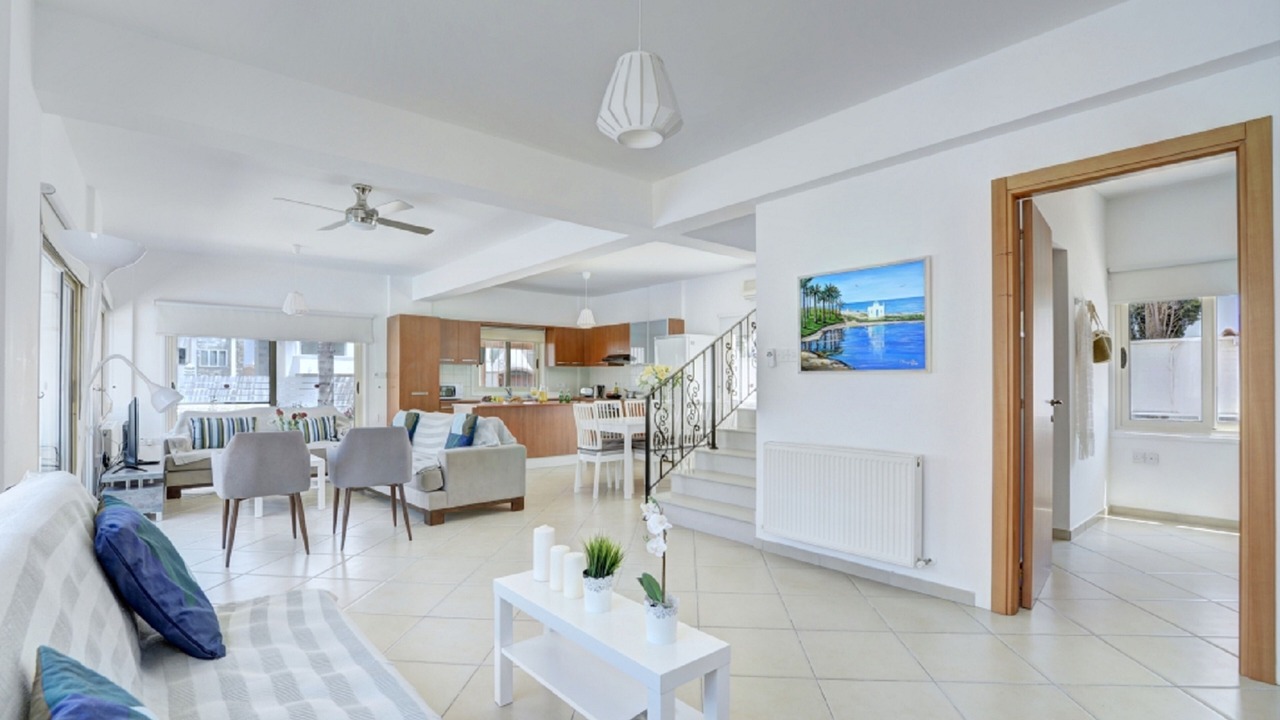 Photo of Livingroom in Protaras