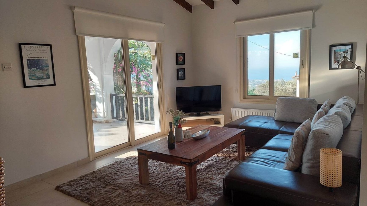 Photo of Livingroom in Tala
