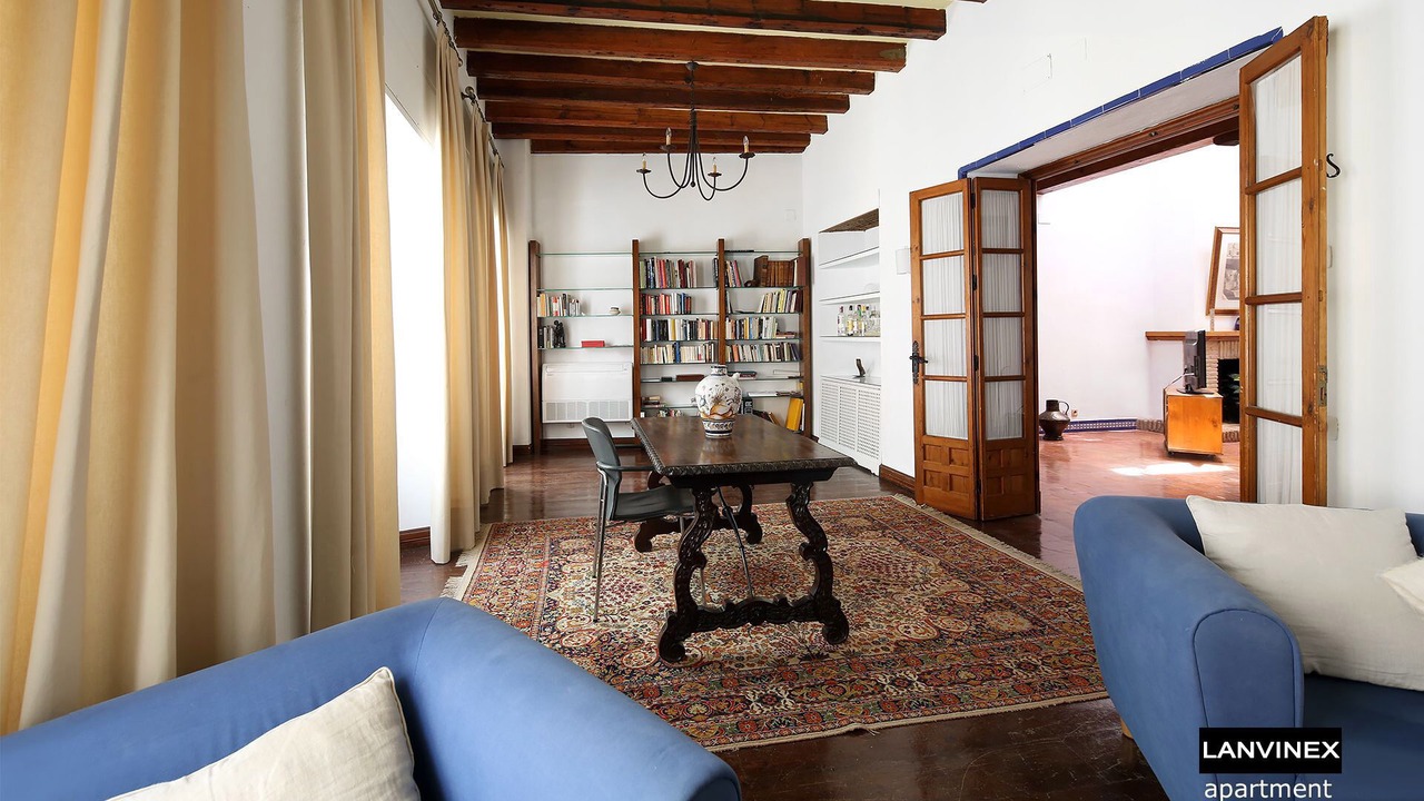 Photo of Livingroom in Historical Center