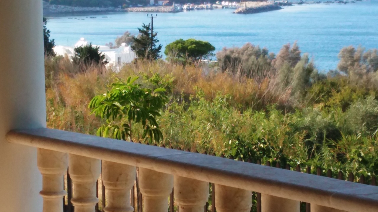 Photo of Outdoor in Pomos