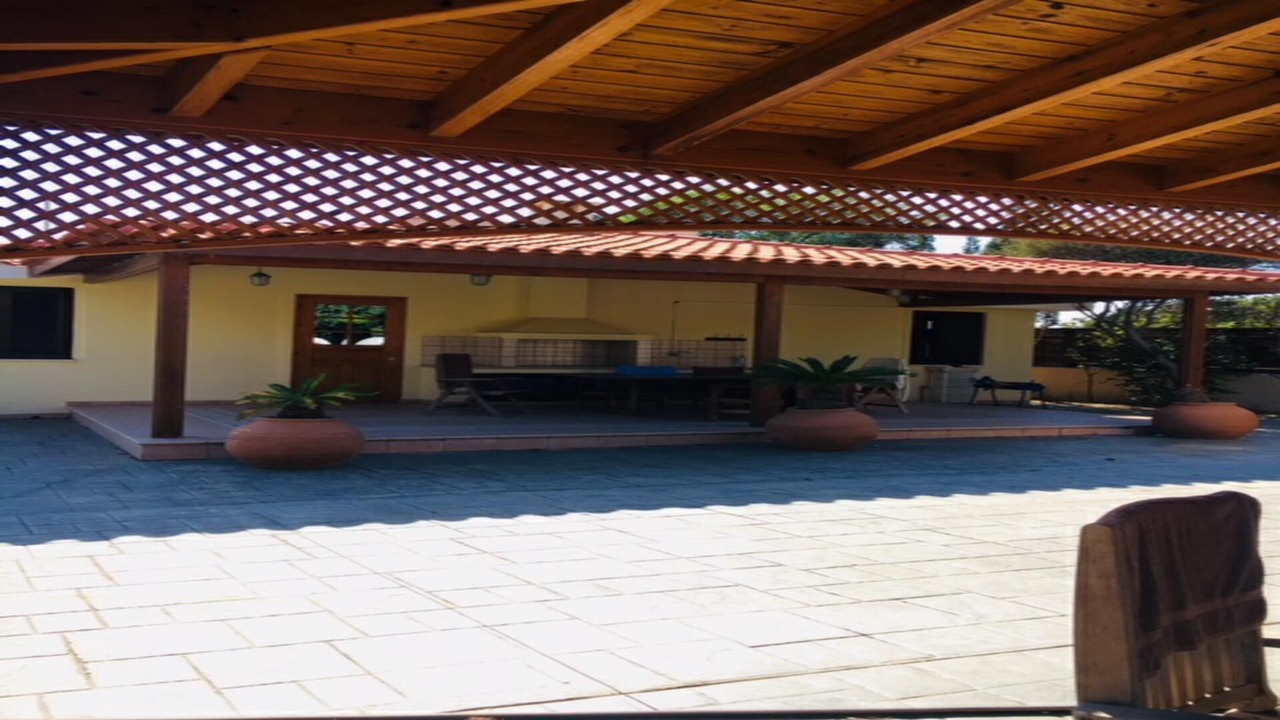Photo of Outdoor in Pervolia