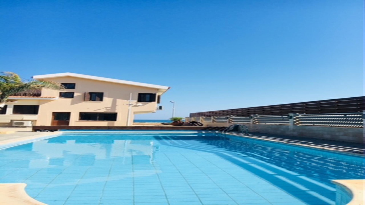 Photo of Outdoor in Pervolia