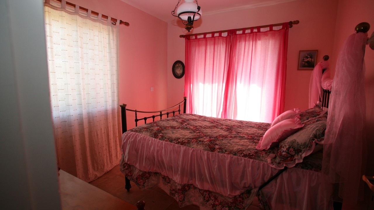 Photo of Bedroom in Vasa Koilaniou