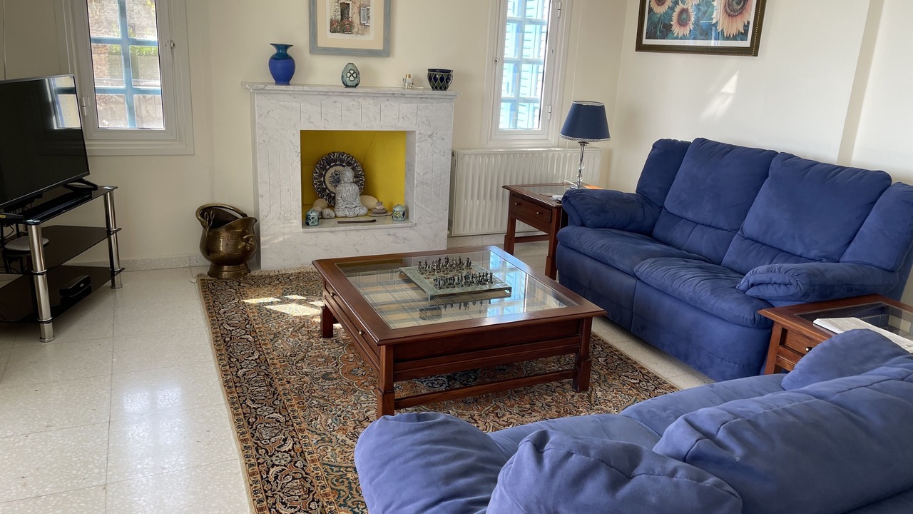 Photo of Livingroom in Peyia Town