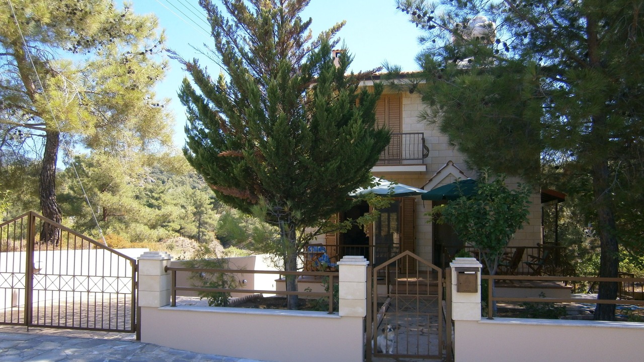 Photo of Outdoor in Trimiklini