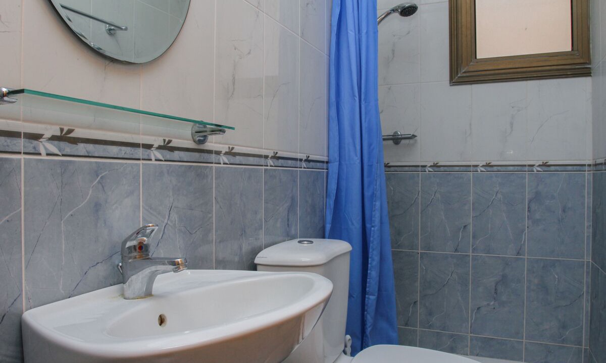 Photo of Bathroom in Universal