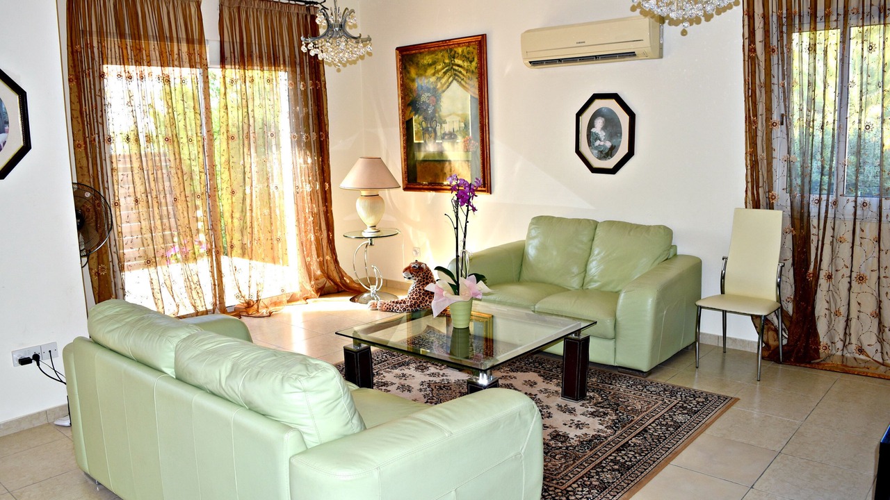 Photo of Livingroom in Pegeia