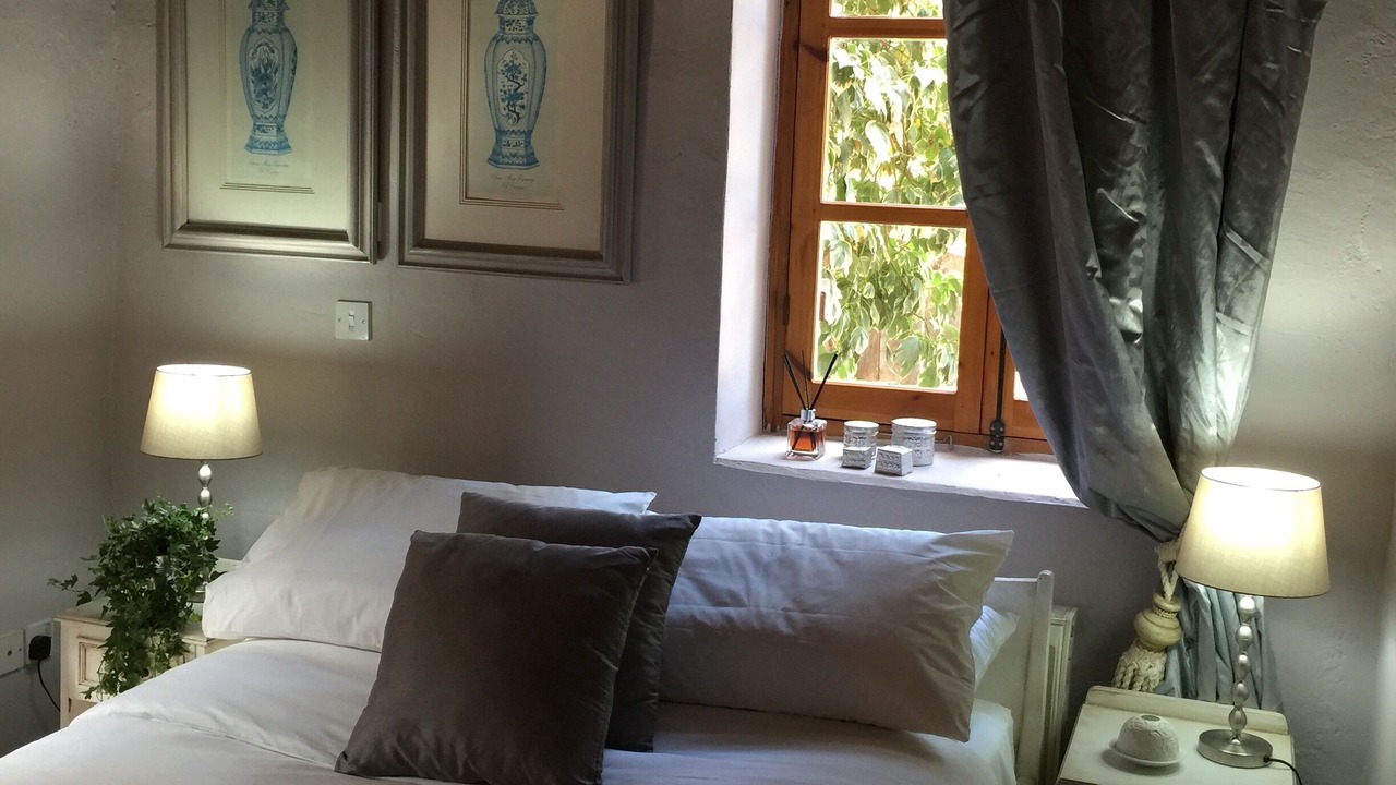 Photo of Bedroom in Paramytha