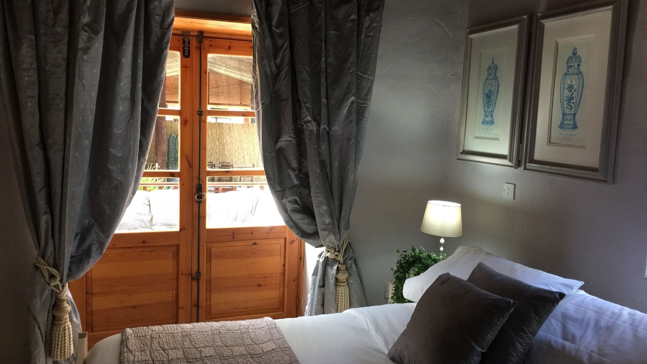 Photo of Bedroom in Paramytha