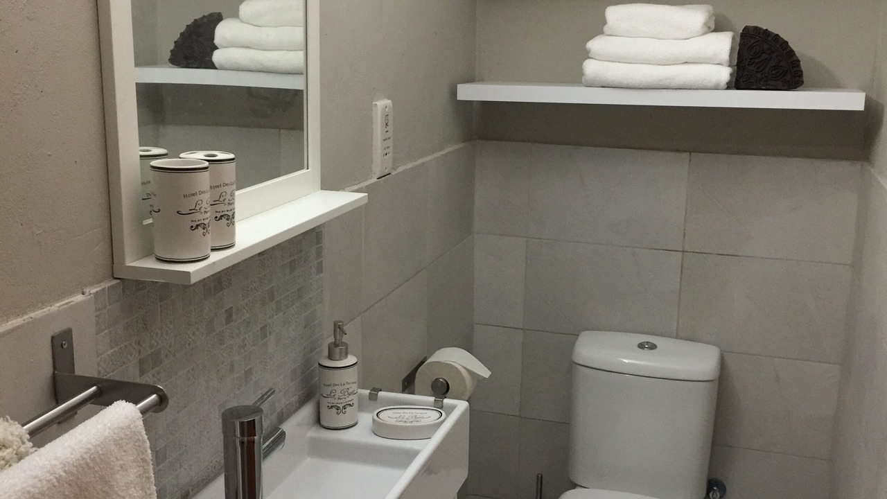 Photo of Bathroom in Paramytha