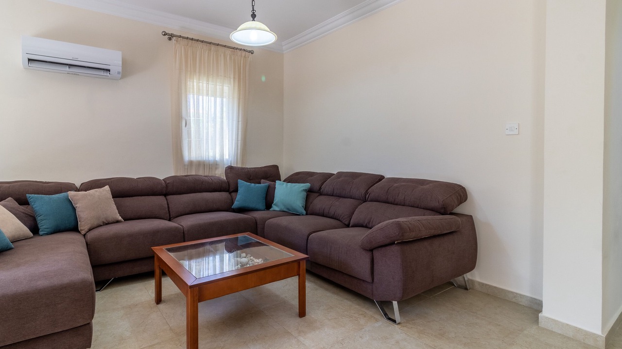 Photo of Livingroom in Pegeia