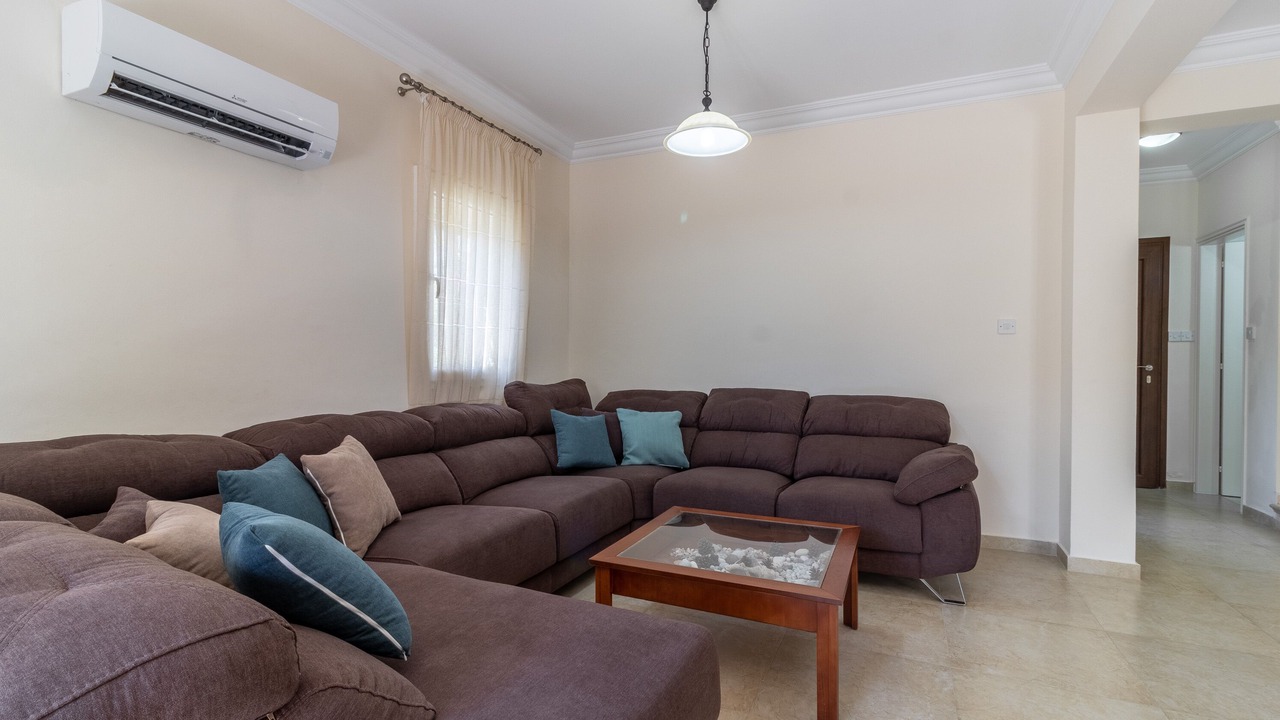 Photo of Livingroom in Pegeia