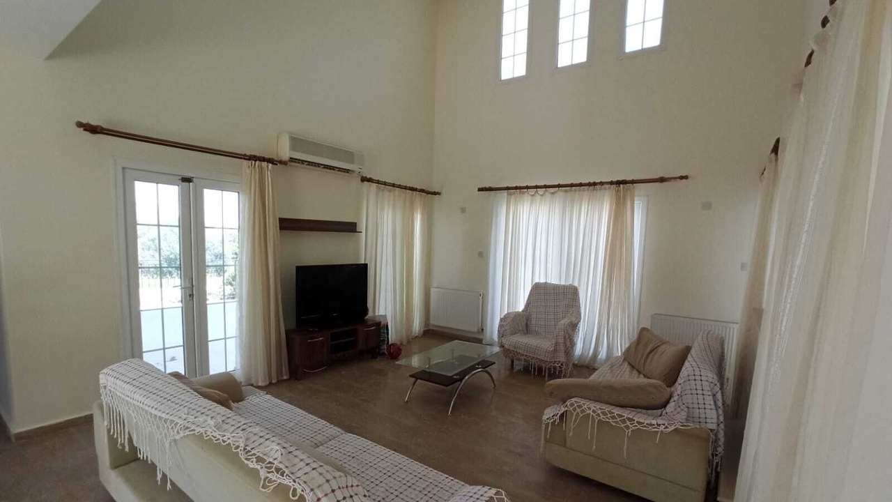 Photo of Livingroom in Kyrenia District