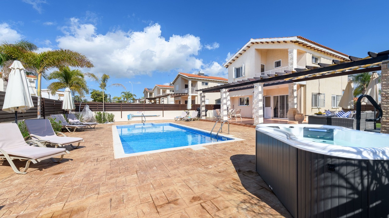 Photo of Outdoor in Ayia Thekla