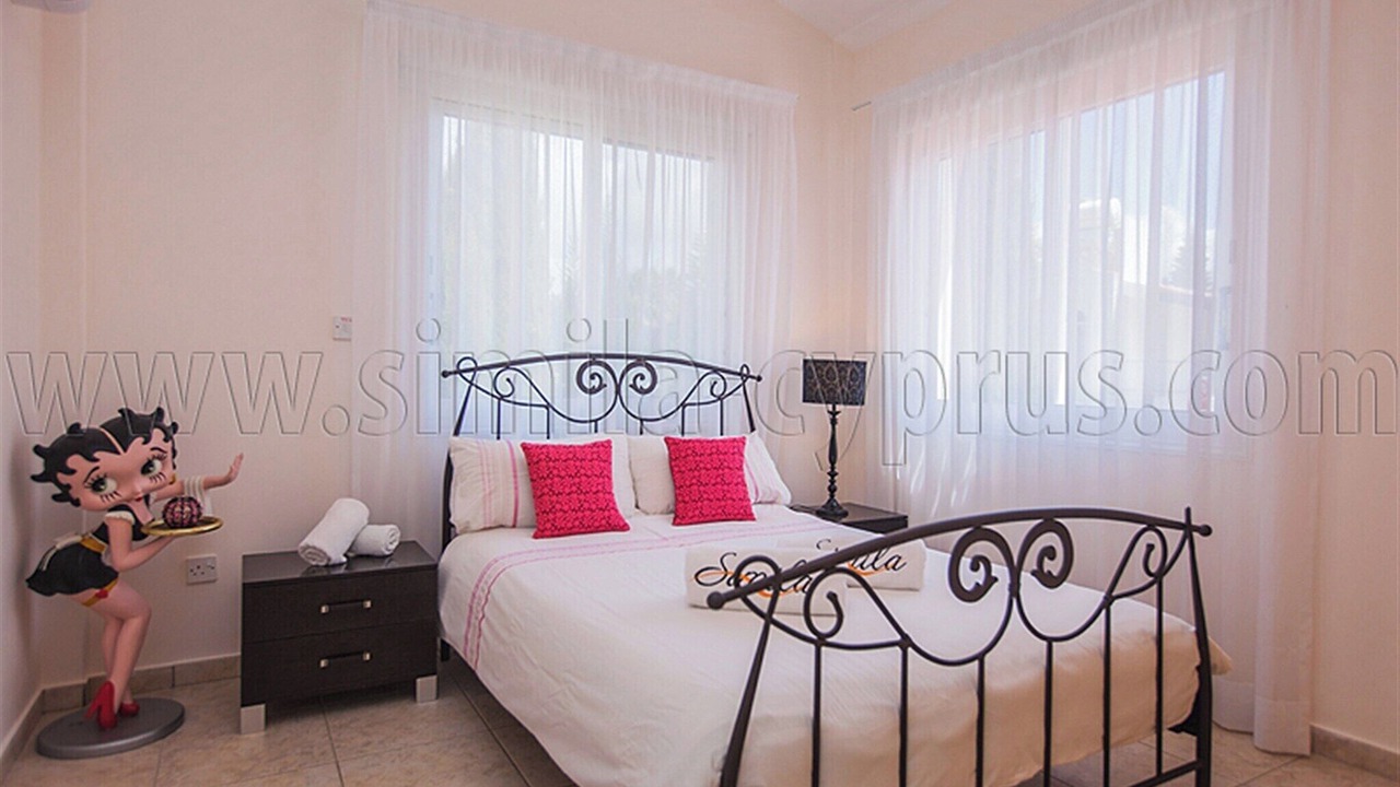 Photo of Bedroom in Pegeia