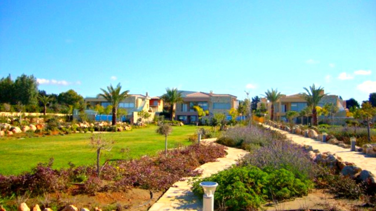 Photo of Outdoor in Polis