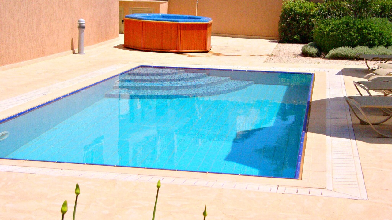 Photo of Outdoor in Polis