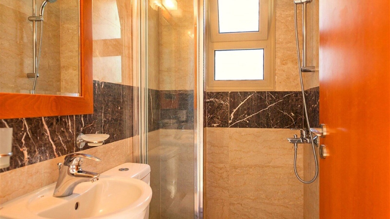 Photo of Bathroom in Polis