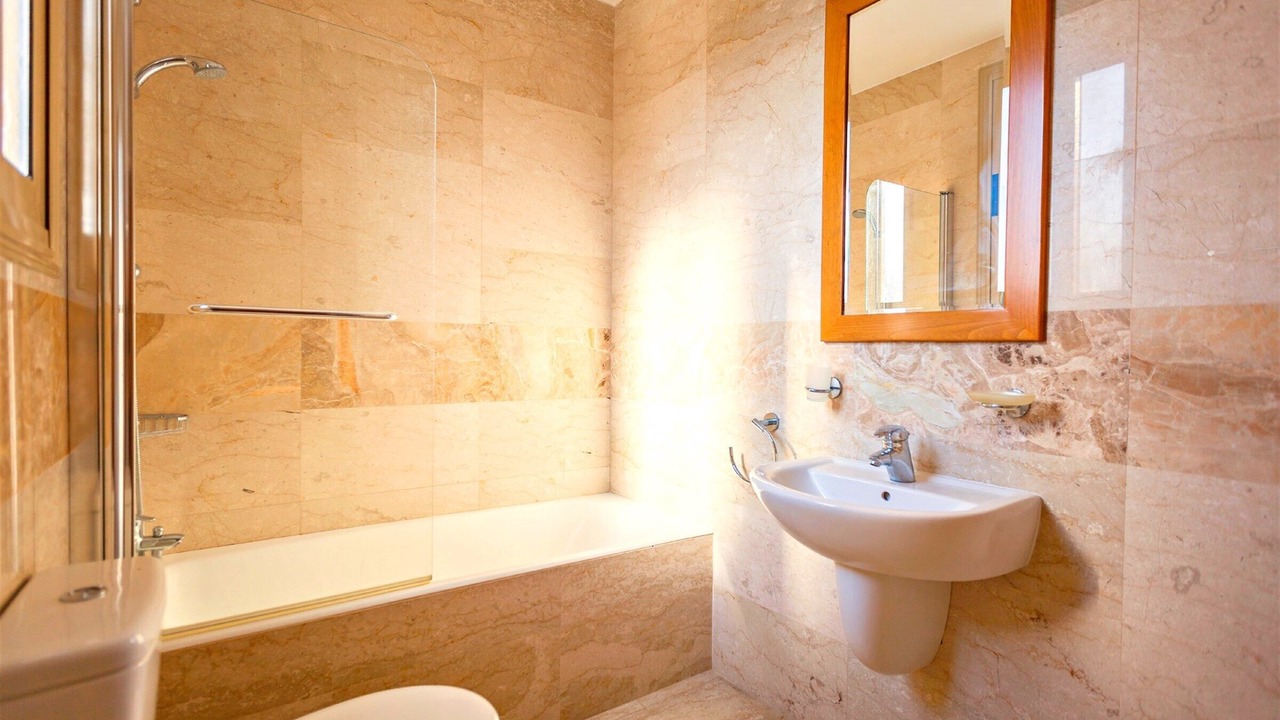 Photo of Bathroom in Polis