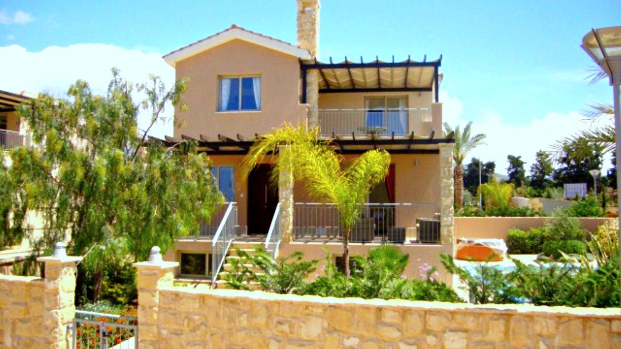 Photo of Outdoor in Polis