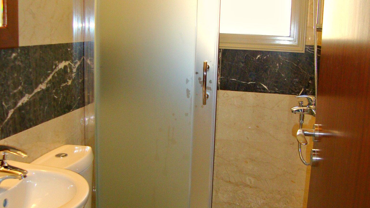 Photo of Bathroom in Polis