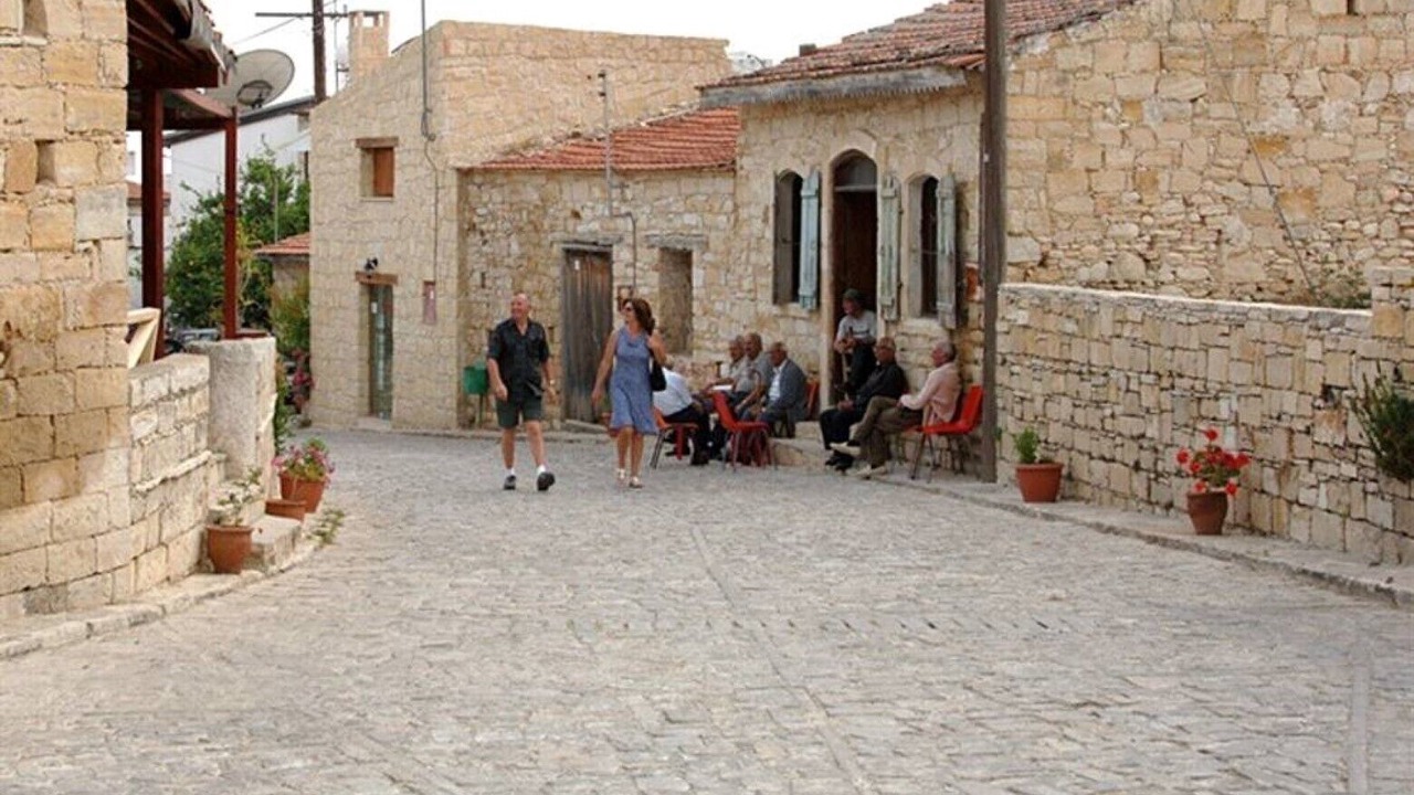 Photo of Outdoor in Anogyra